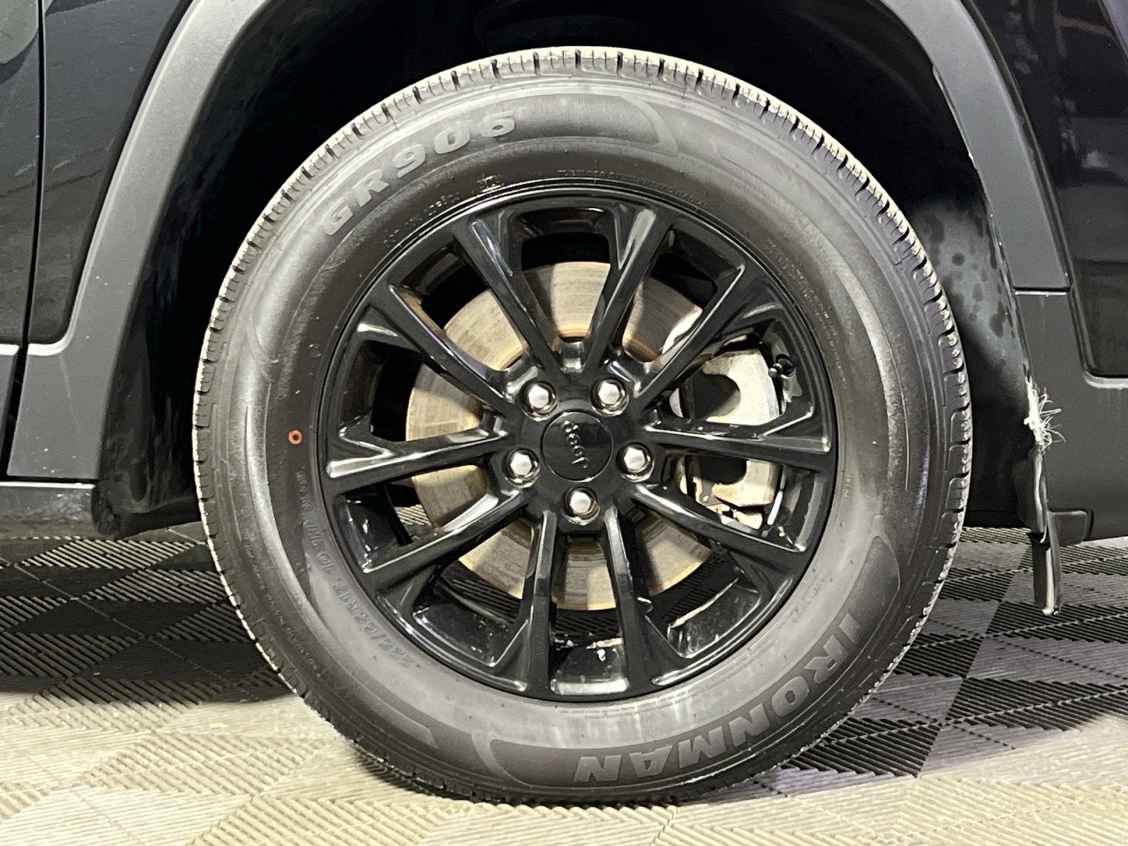 2023 Jeep Cherokee Altitude