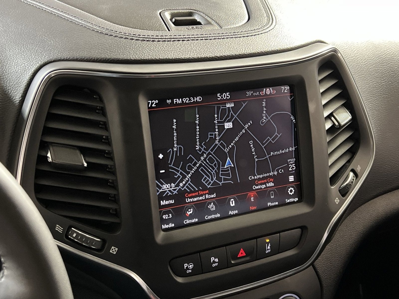 2023 Jeep Cherokee Altitude