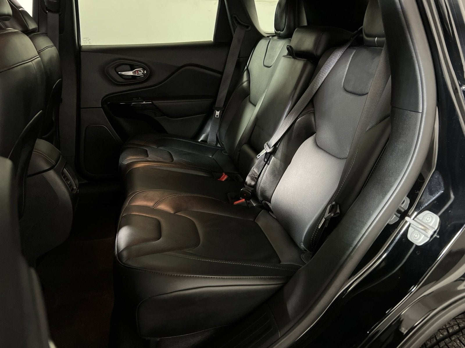 2023 Jeep Cherokee Altitude