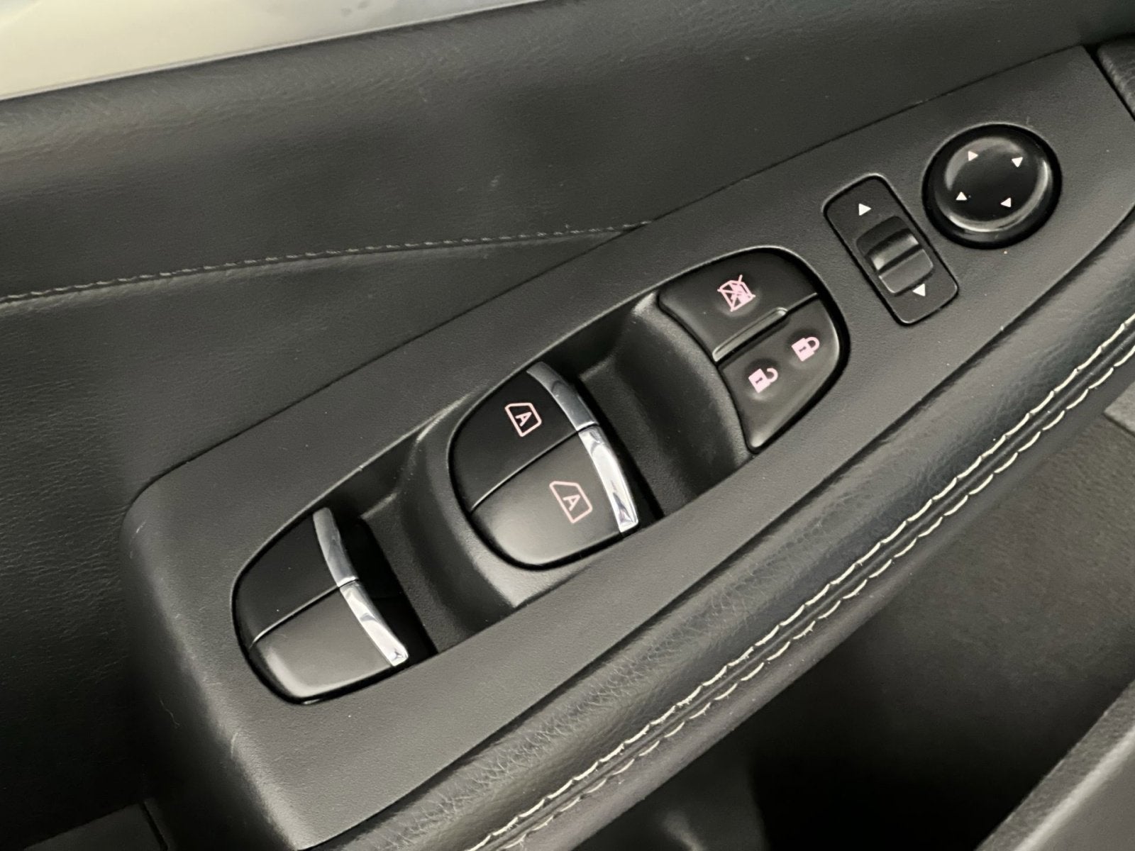 2023 Nissan Maxima SV