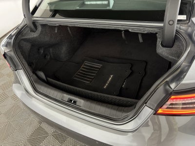 2023 Nissan Maxima SV