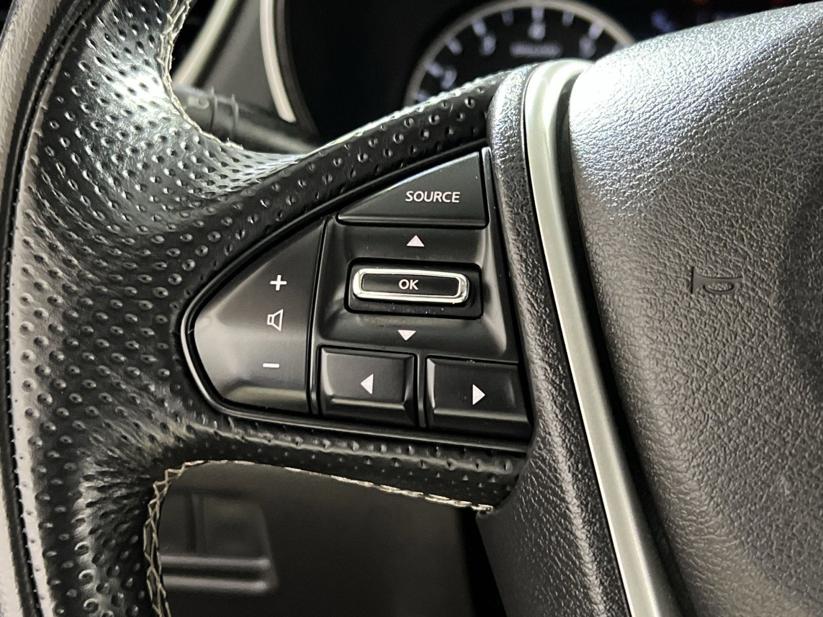 2023 Nissan Maxima SV