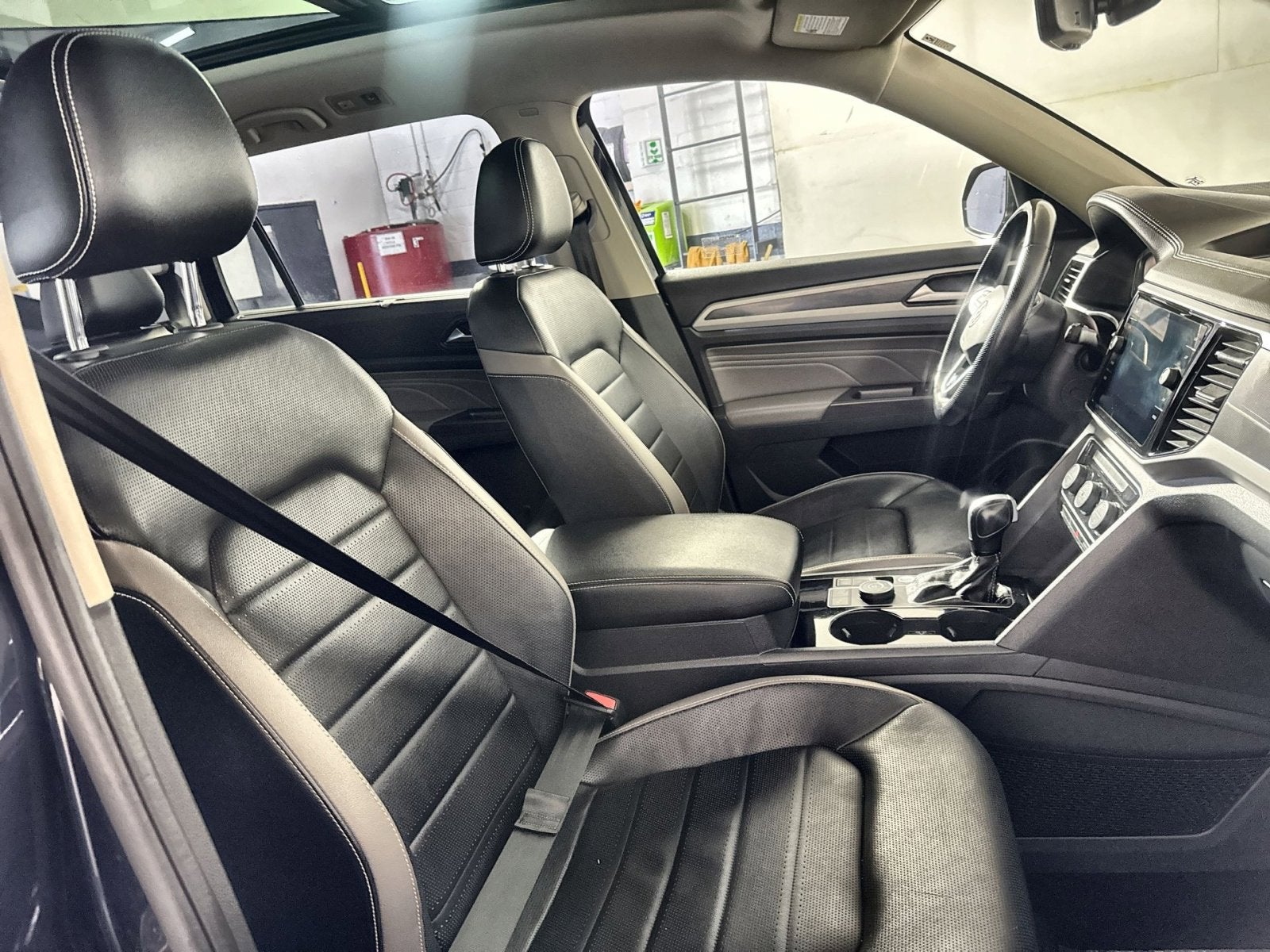 2022 Volkswagen Atlas 3.6L V6 SEL Premium R-Line