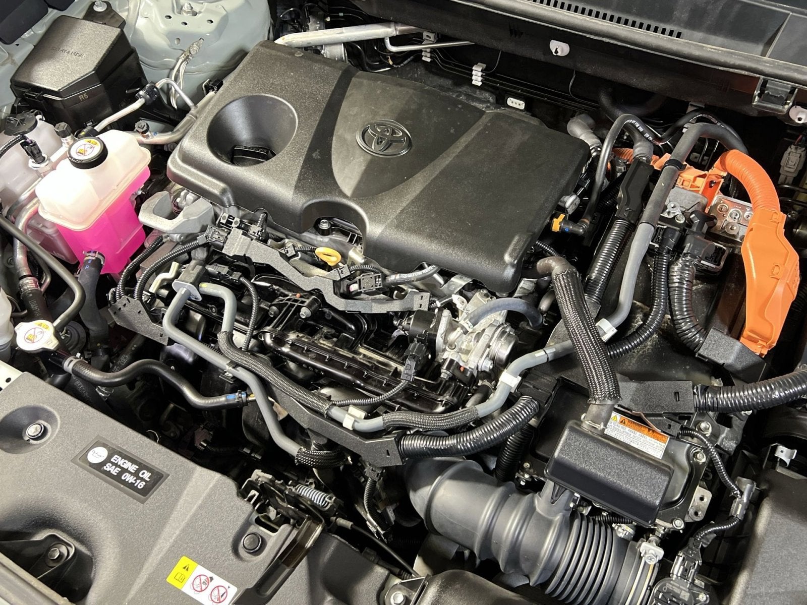 2022 Toyota RAV4 Hybrid XLE