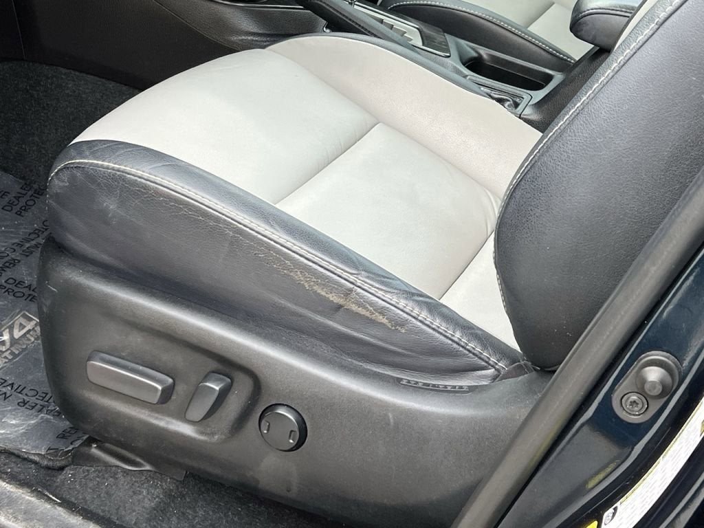 2017 Toyota RAV4 Platinum