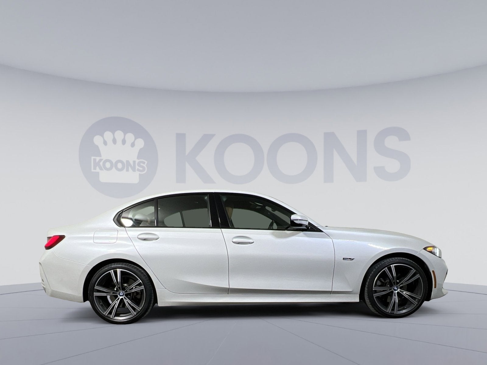2023 BMW 3 Series 330e xDrive