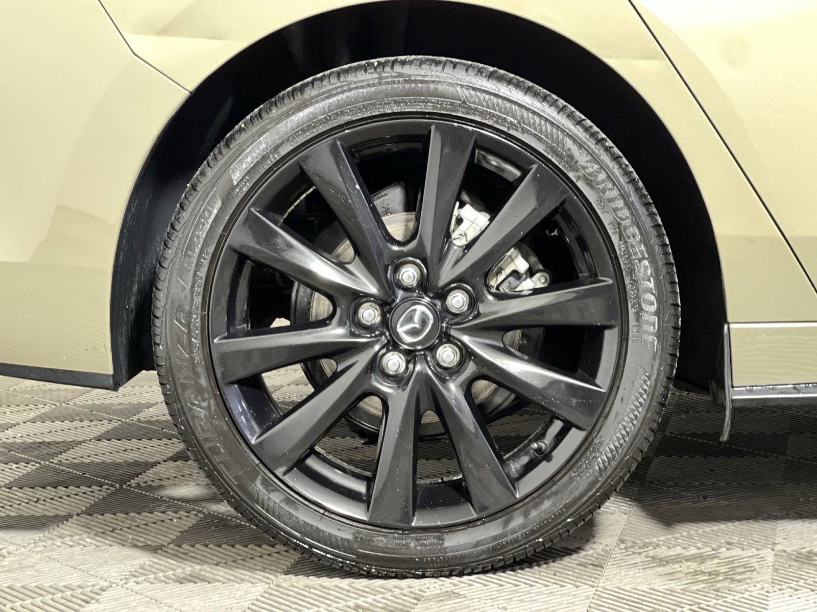 2024 Mazda Mazda3 2.5 Carbon Turbo