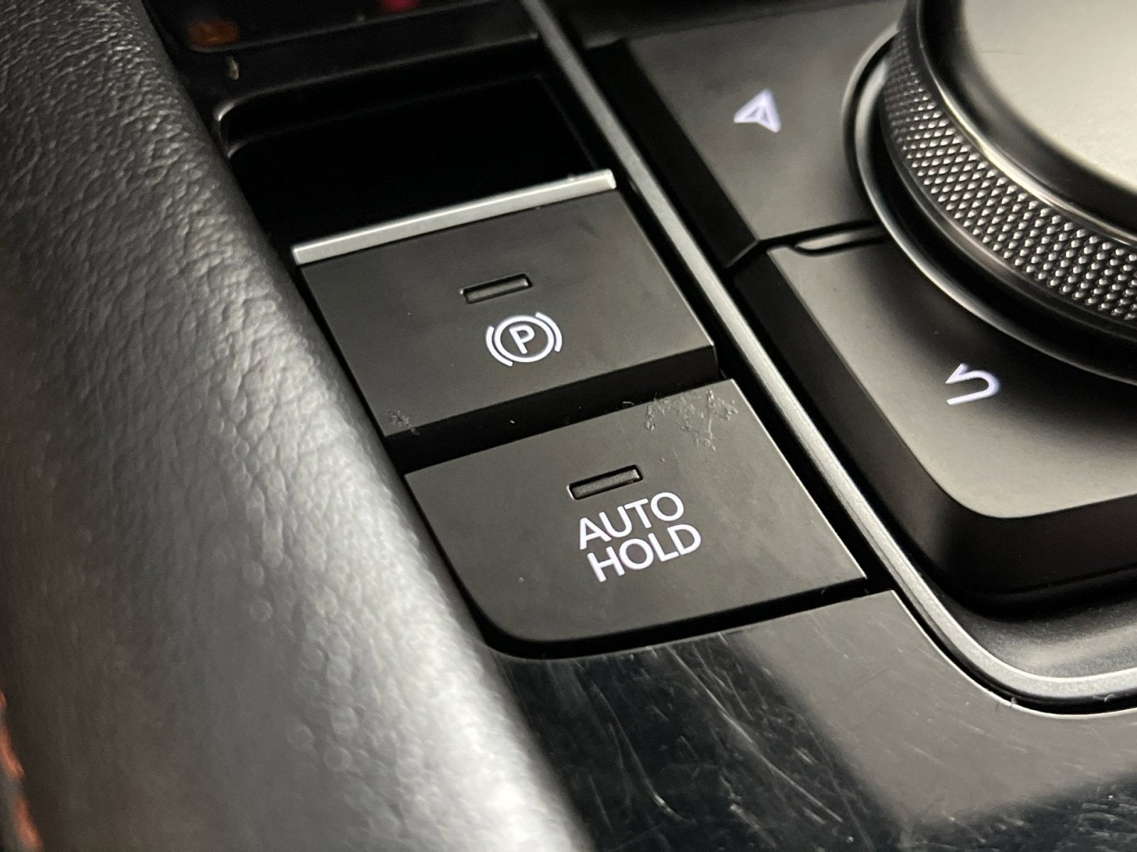 2024 Mazda Mazda3 2.5 Carbon Turbo