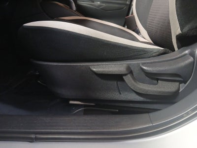 2021 Nissan Versa 1.6 SV