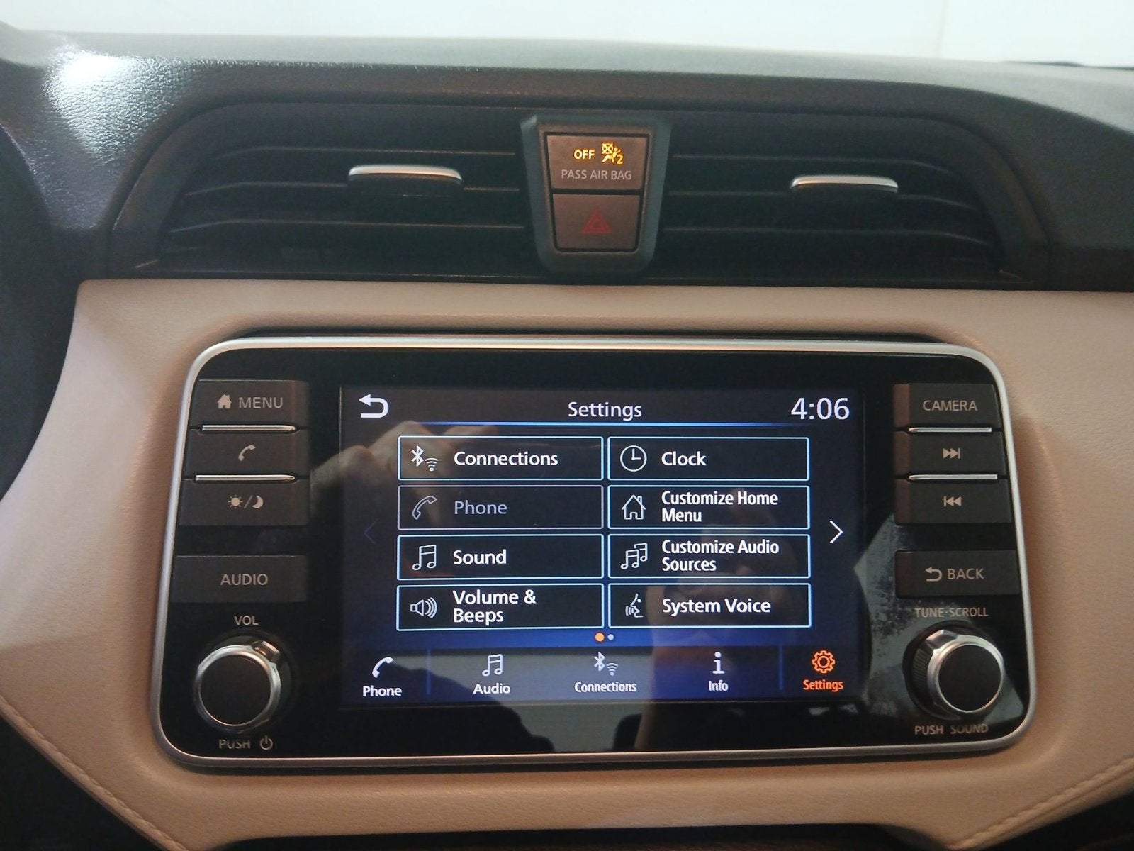 2021 Nissan Versa 1.6 SV