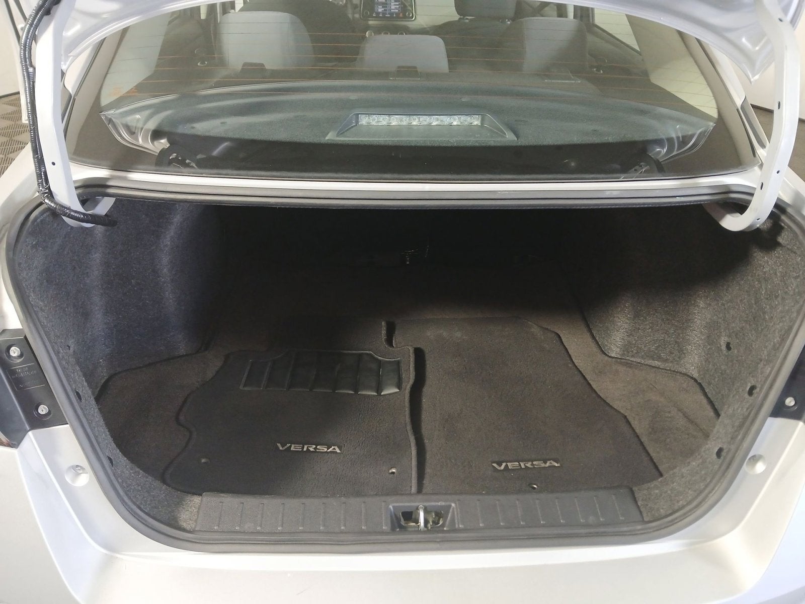 2021 Nissan Versa 1.6 SV