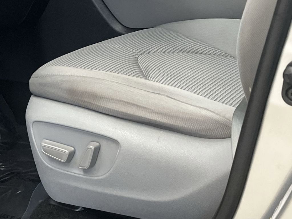 2020 Toyota Highlander L