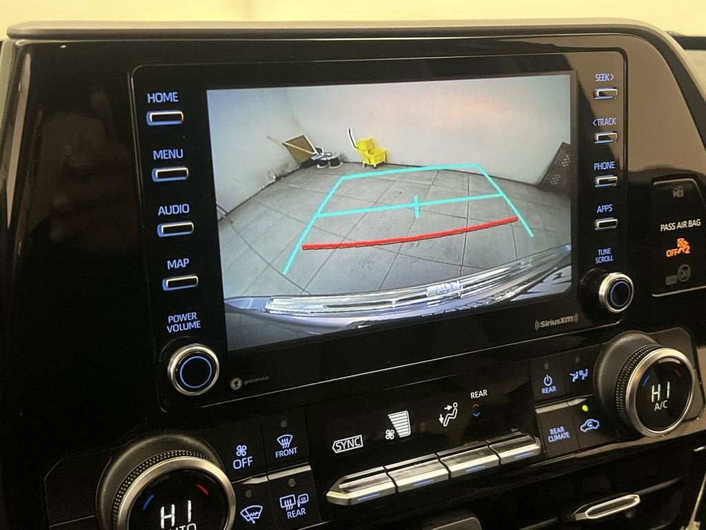 2020 Toyota Highlander L