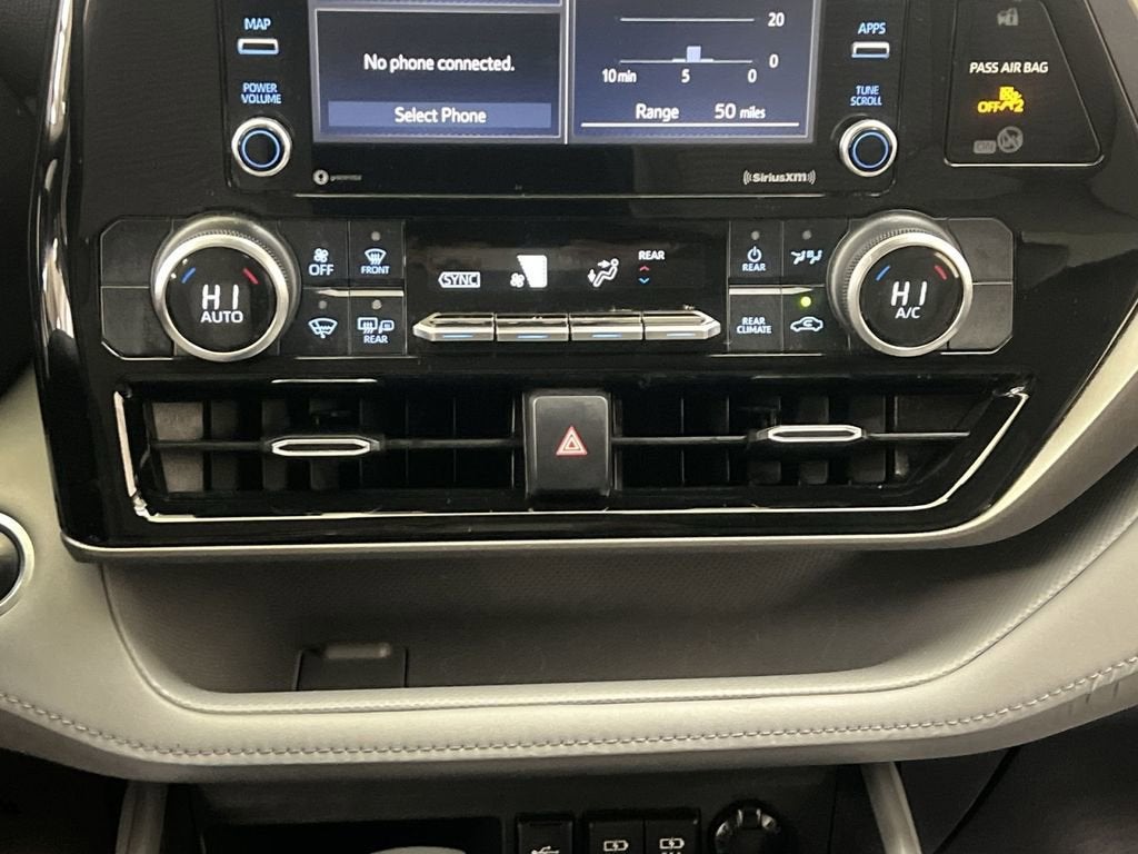 2020 Toyota Highlander L