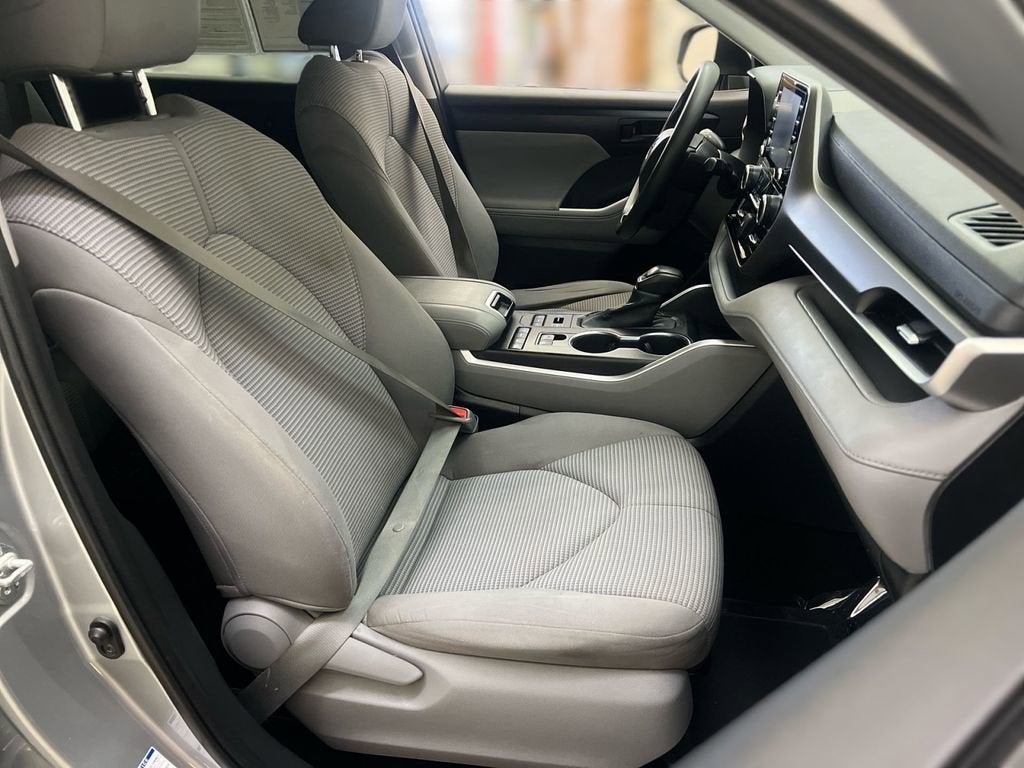 2020 Toyota Highlander L