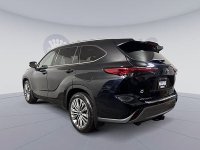 2023 Toyota Highlander Platinum