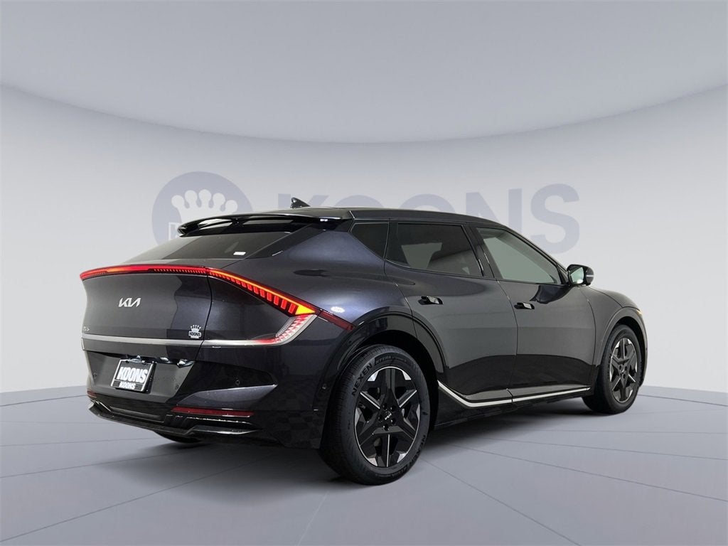 2025 Kia EV6 Wind