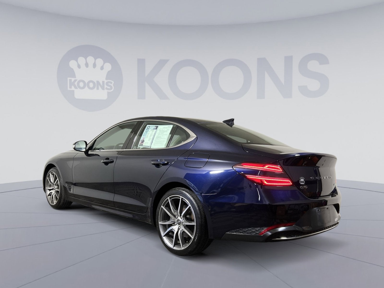 2023 Genesis G70 2.0T