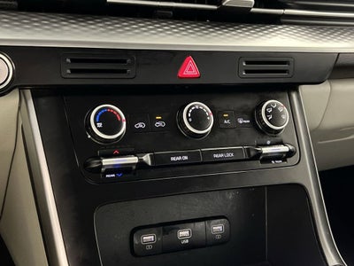 2024 Kia Carnival LX