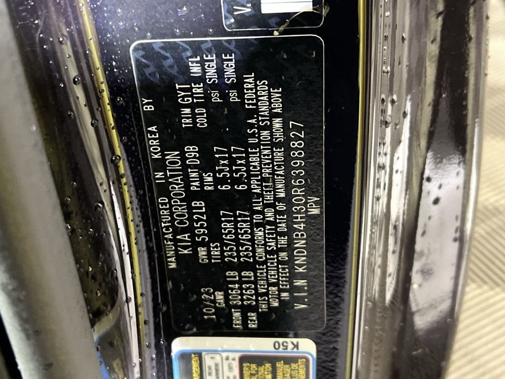 2024 Kia Carnival LX