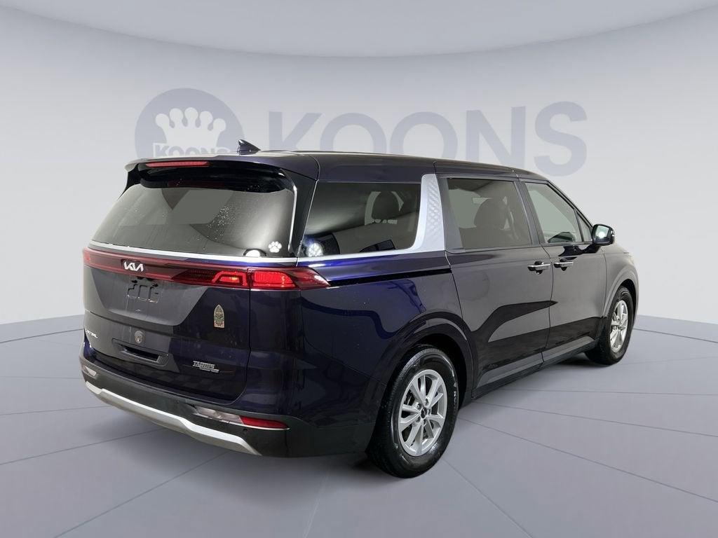 2024 Kia Carnival LX