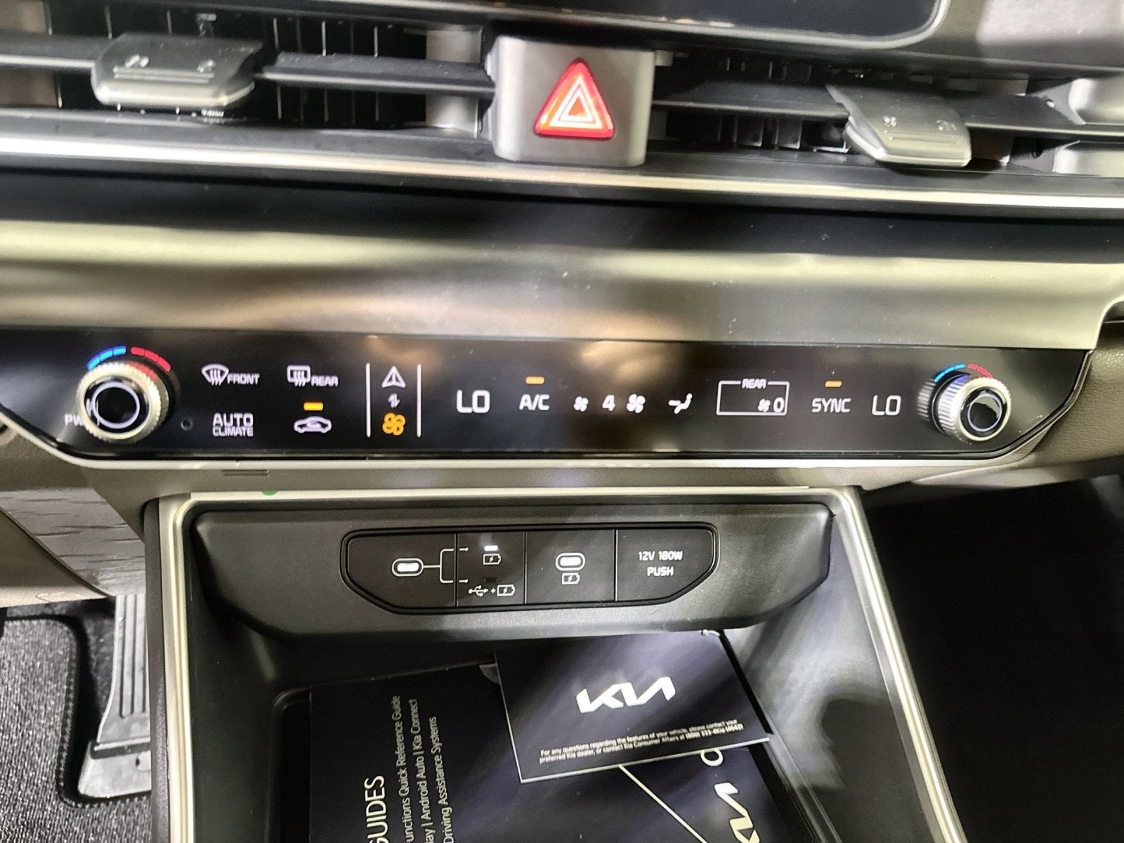2026 Kia Carnival LXS
