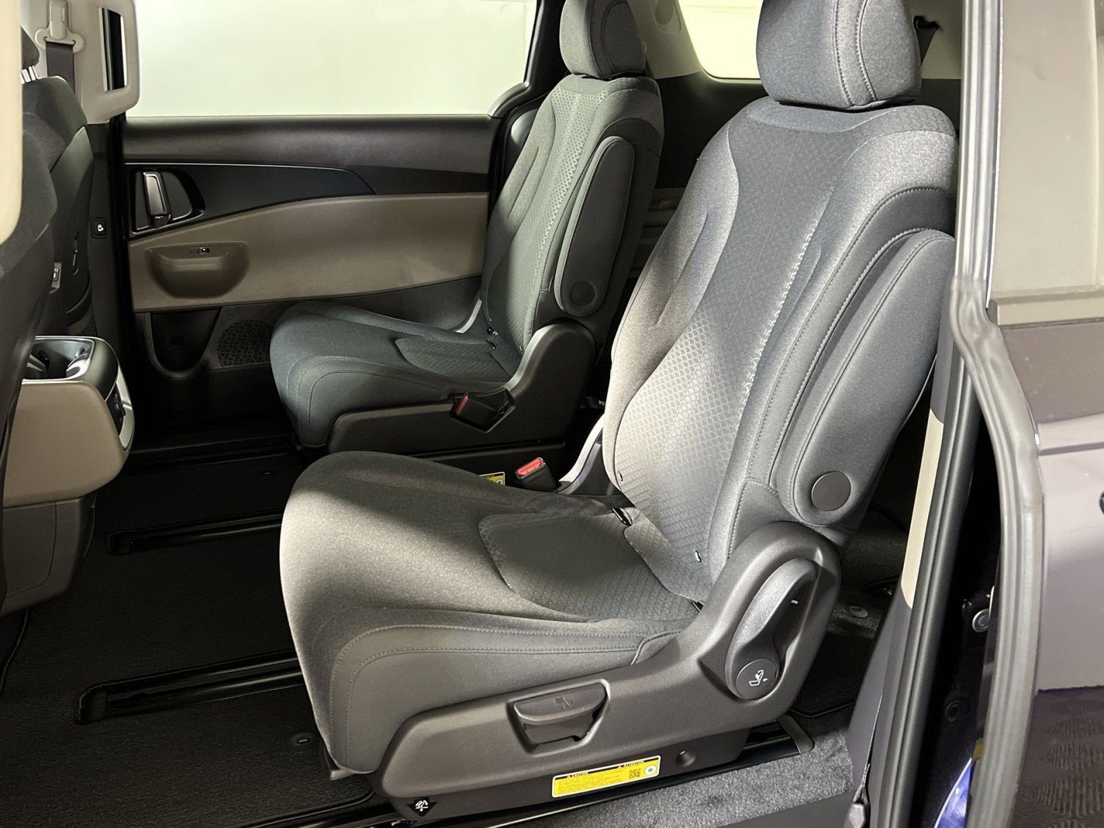 2026 Kia Carnival LX