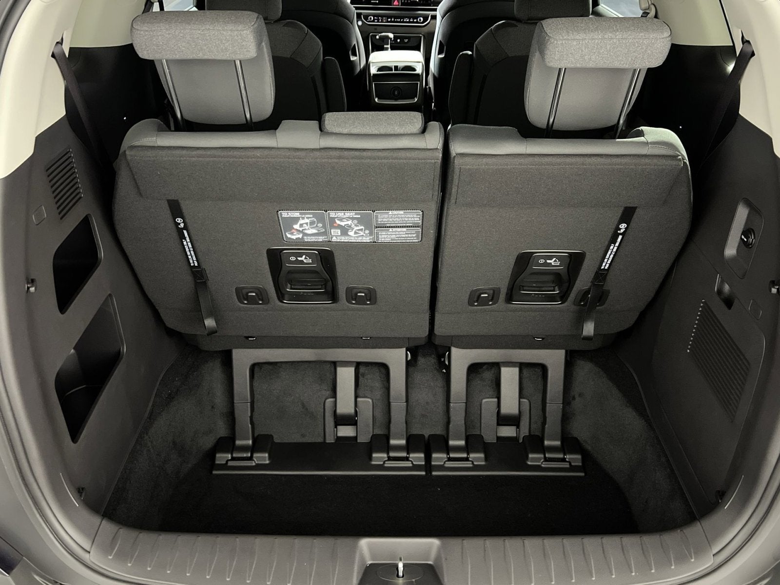 2026 Kia Carnival LX