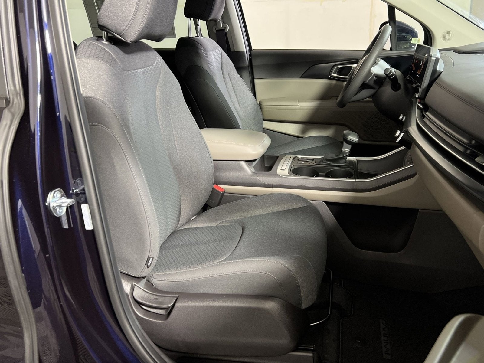 2026 Kia Carnival LX