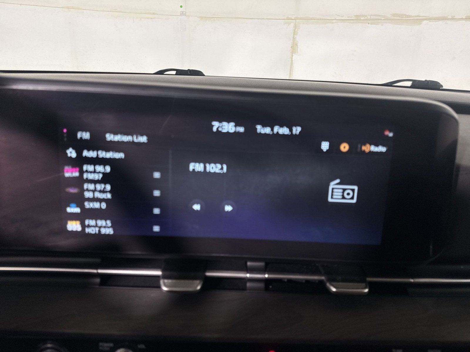 2024 Kia Carnival SX