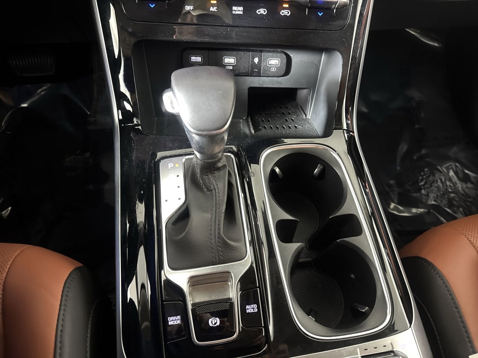 2024 Kia Carnival SX