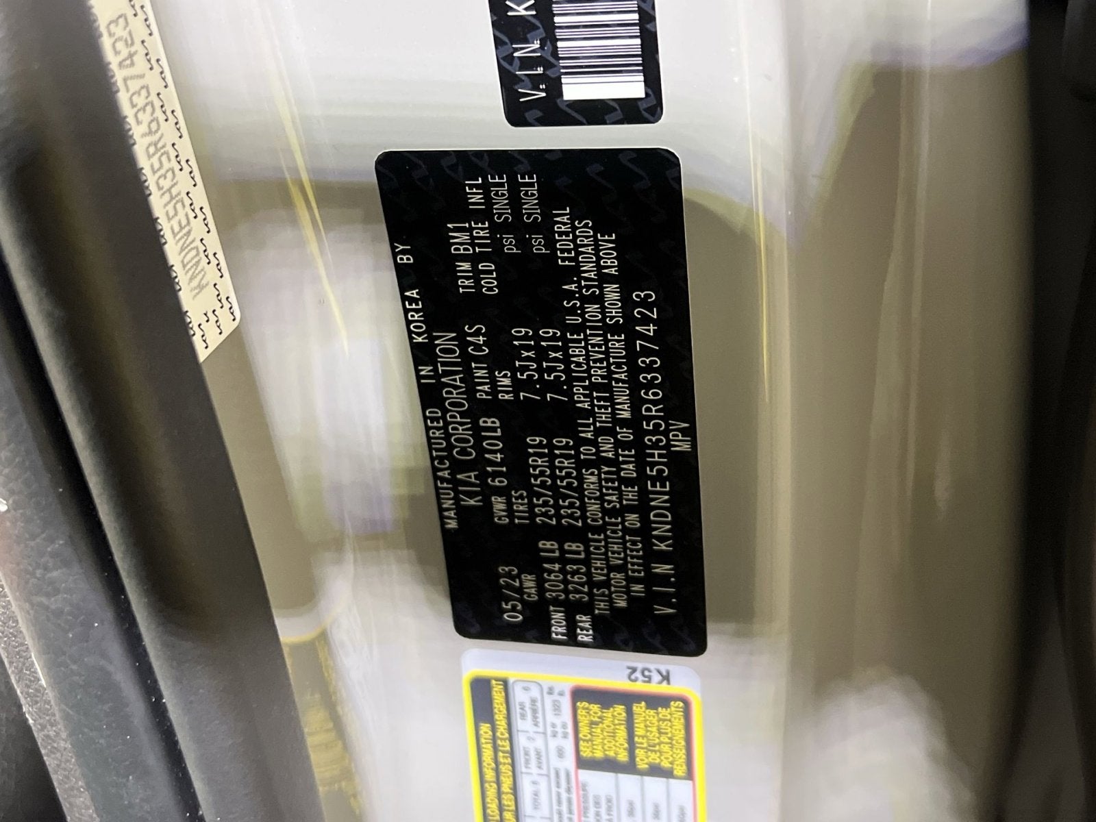 2024 Kia Carnival SX