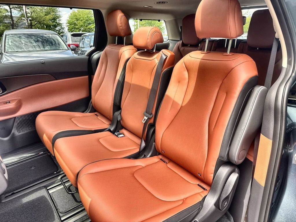 2026 Kia Carnival Hybrid SX