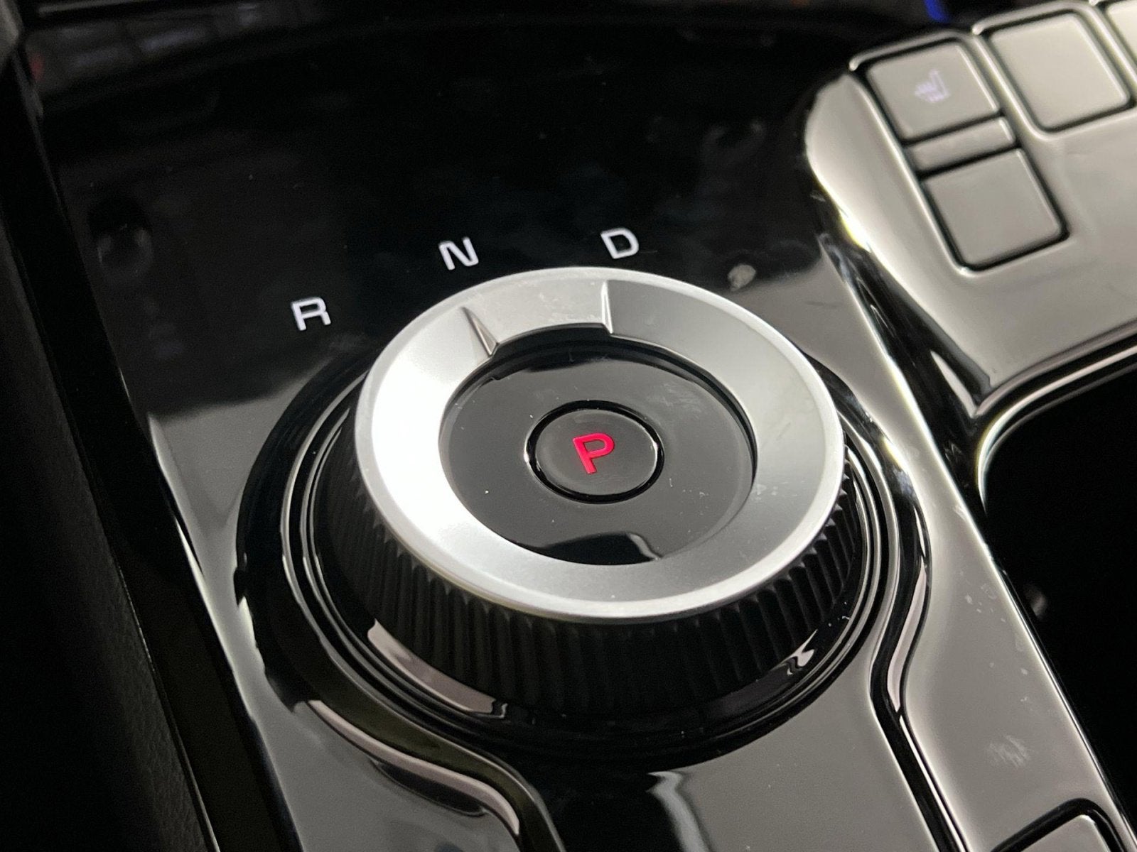 2025 Kia Sportage Hybrid LX