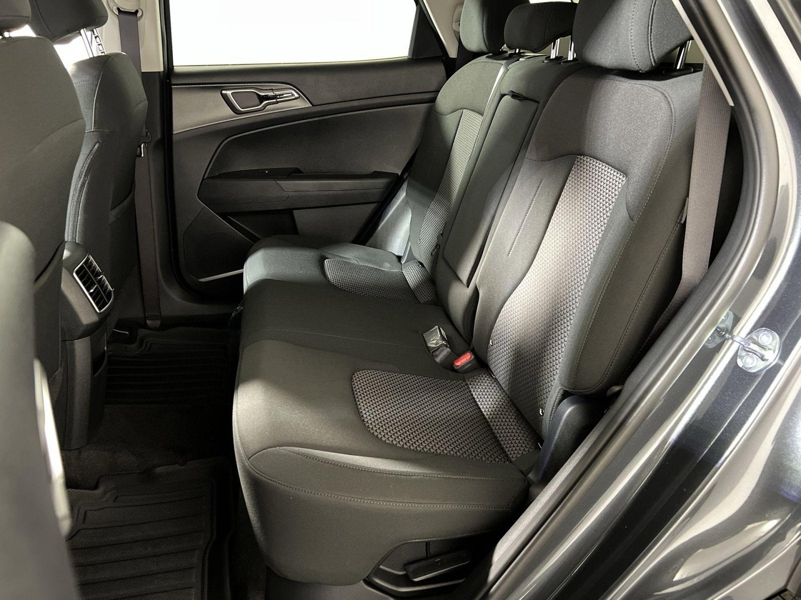 2025 Kia Sportage Hybrid LX