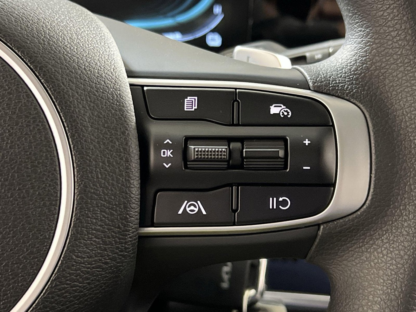 2025 Kia Sportage Hybrid LX