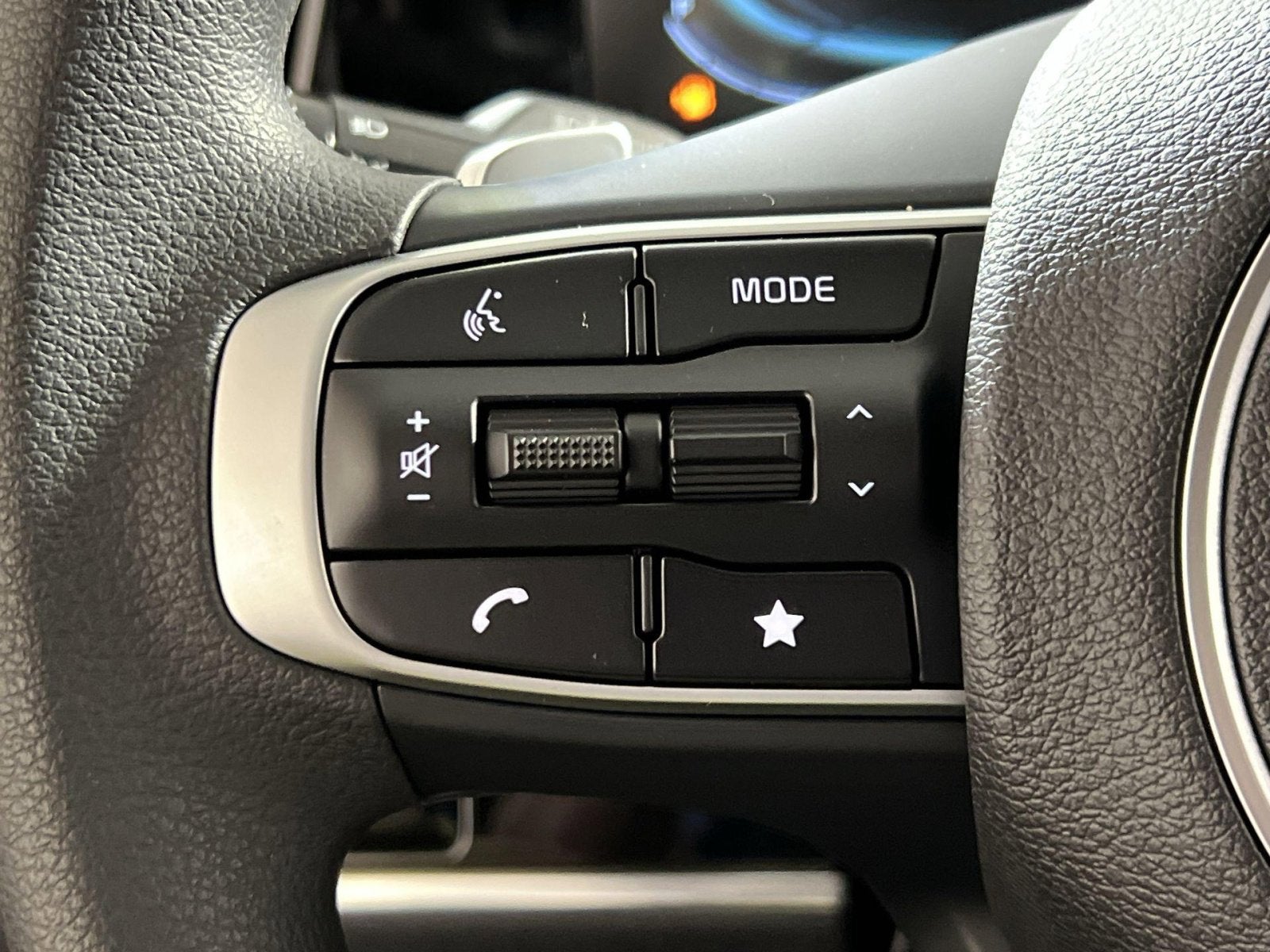 2025 Kia Sportage Hybrid LX