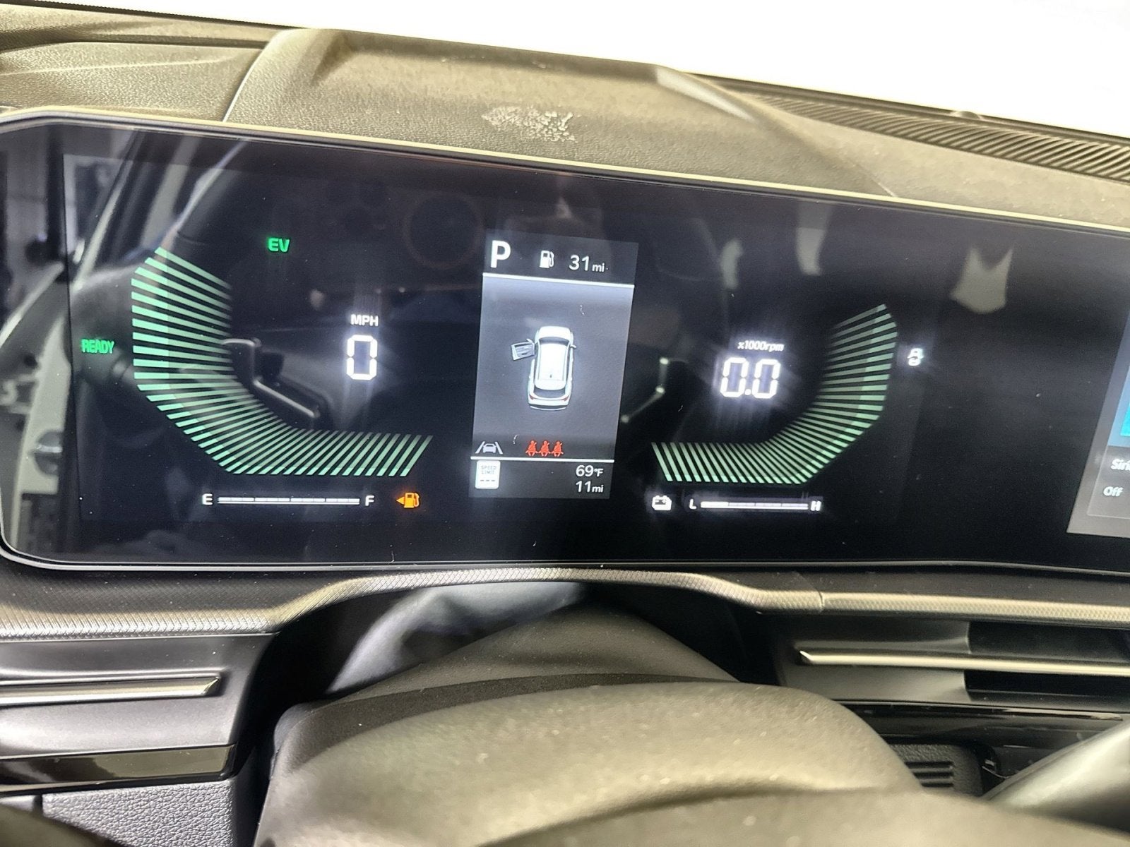 2026 Kia Sportage Hybrid S