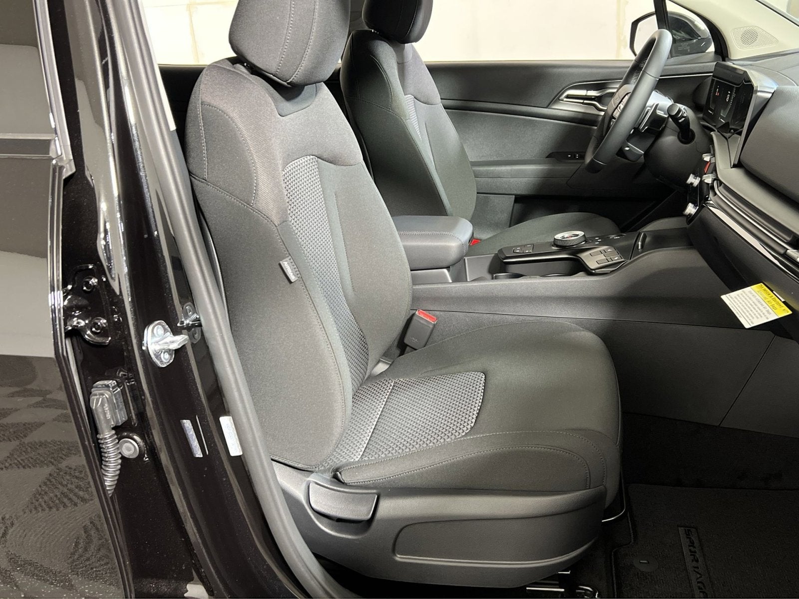 2026 Kia Sportage Hybrid S