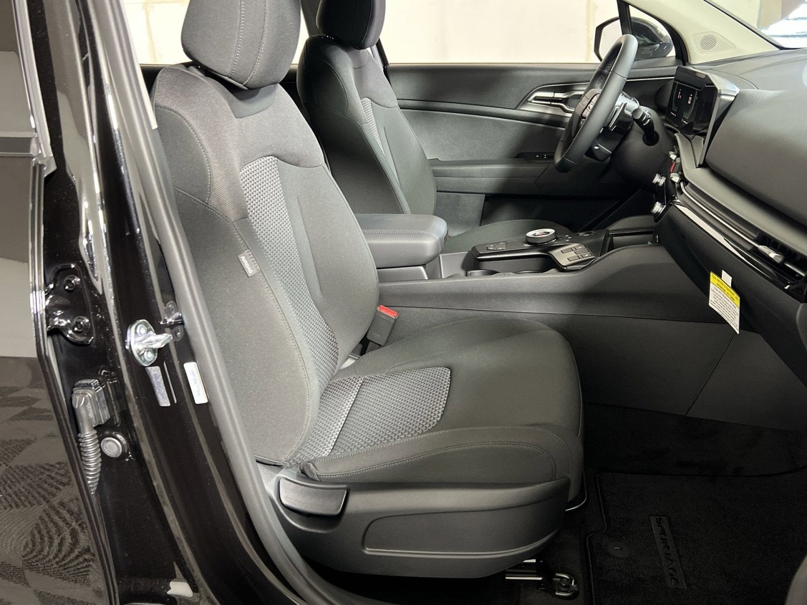 2026 Kia Sportage Hybrid S