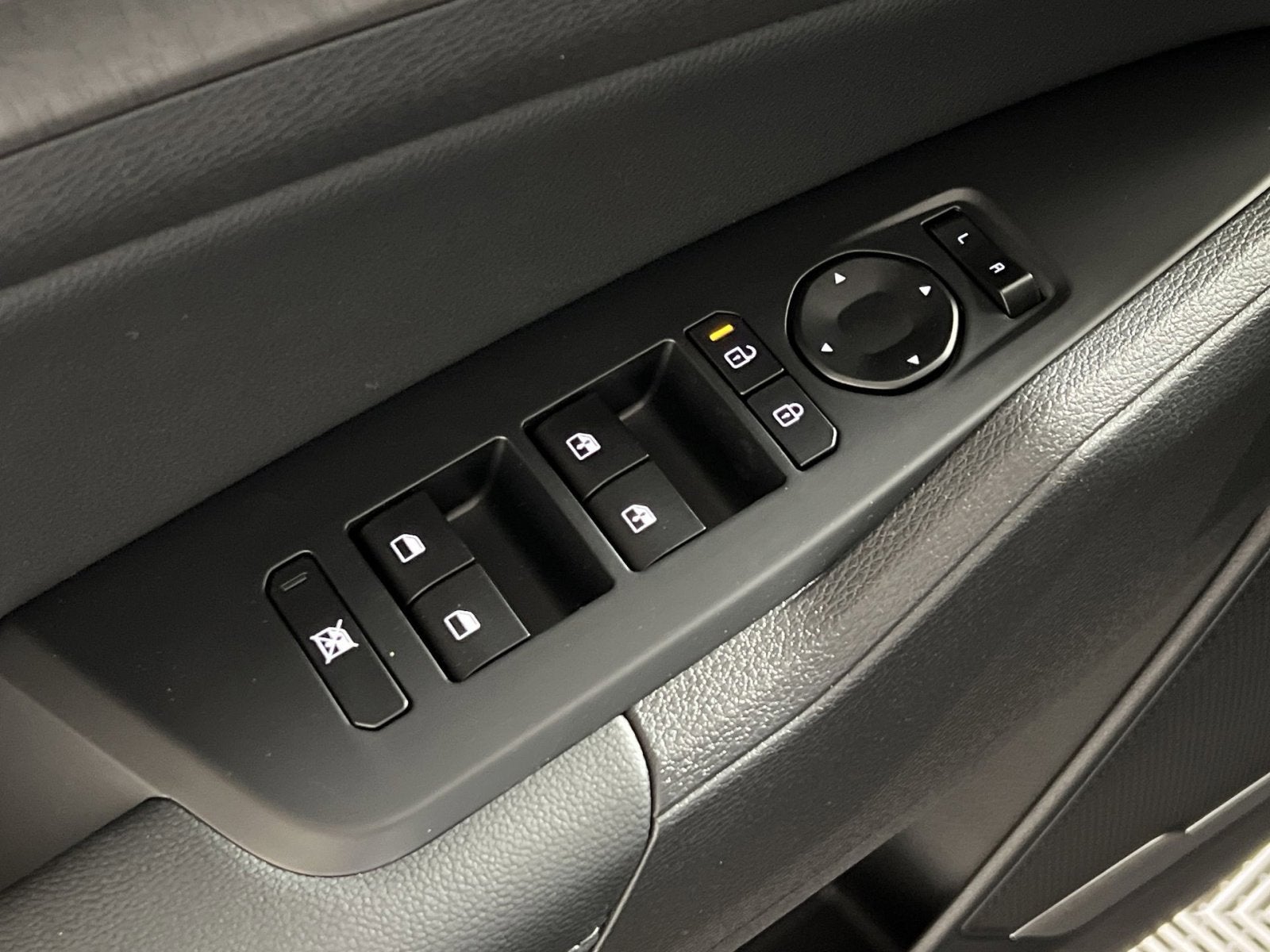 2026 Kia Sportage Plug-In Hybrid X-Line