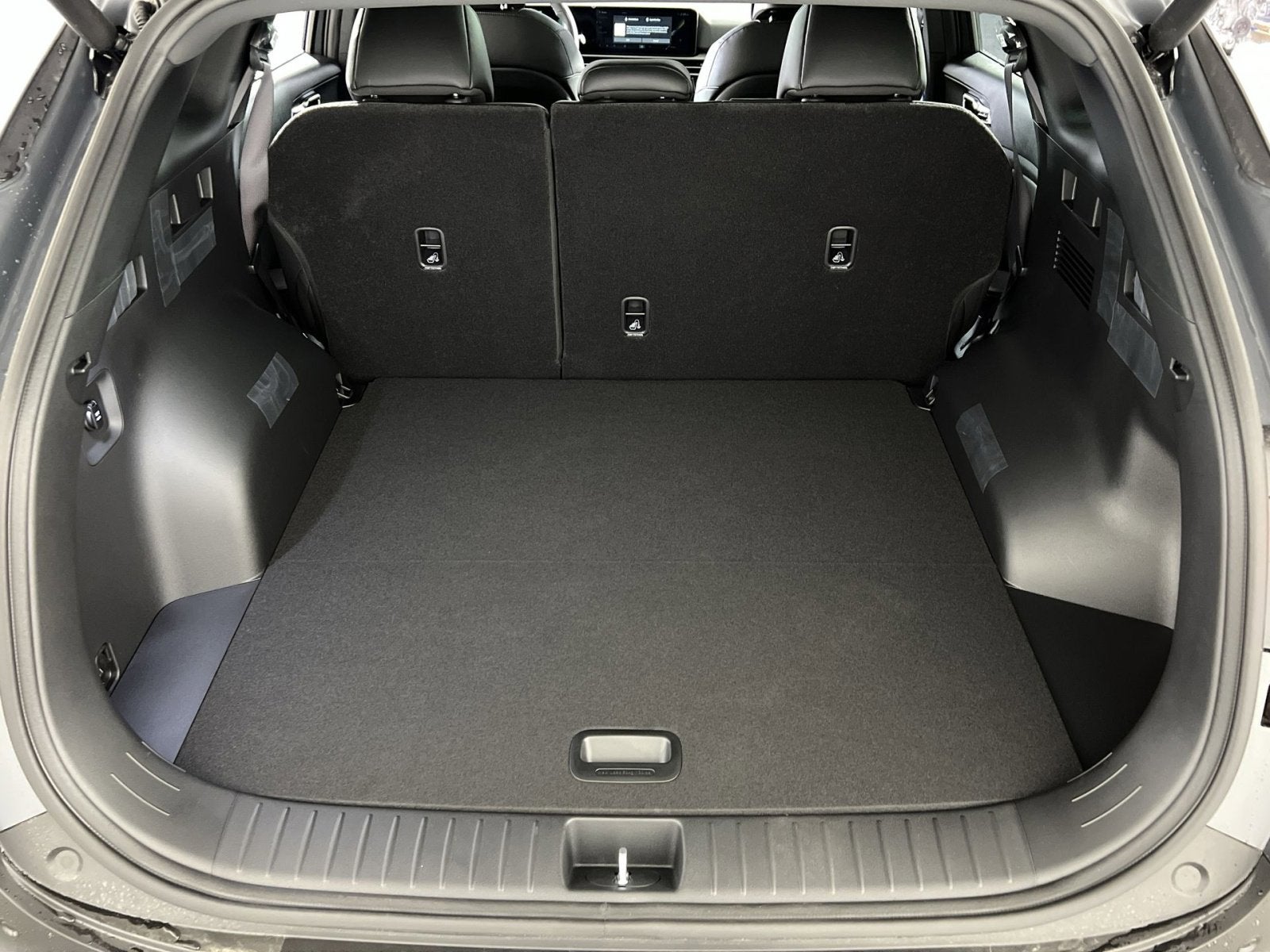 2026 Kia Sportage Plug-In Hybrid X-Line