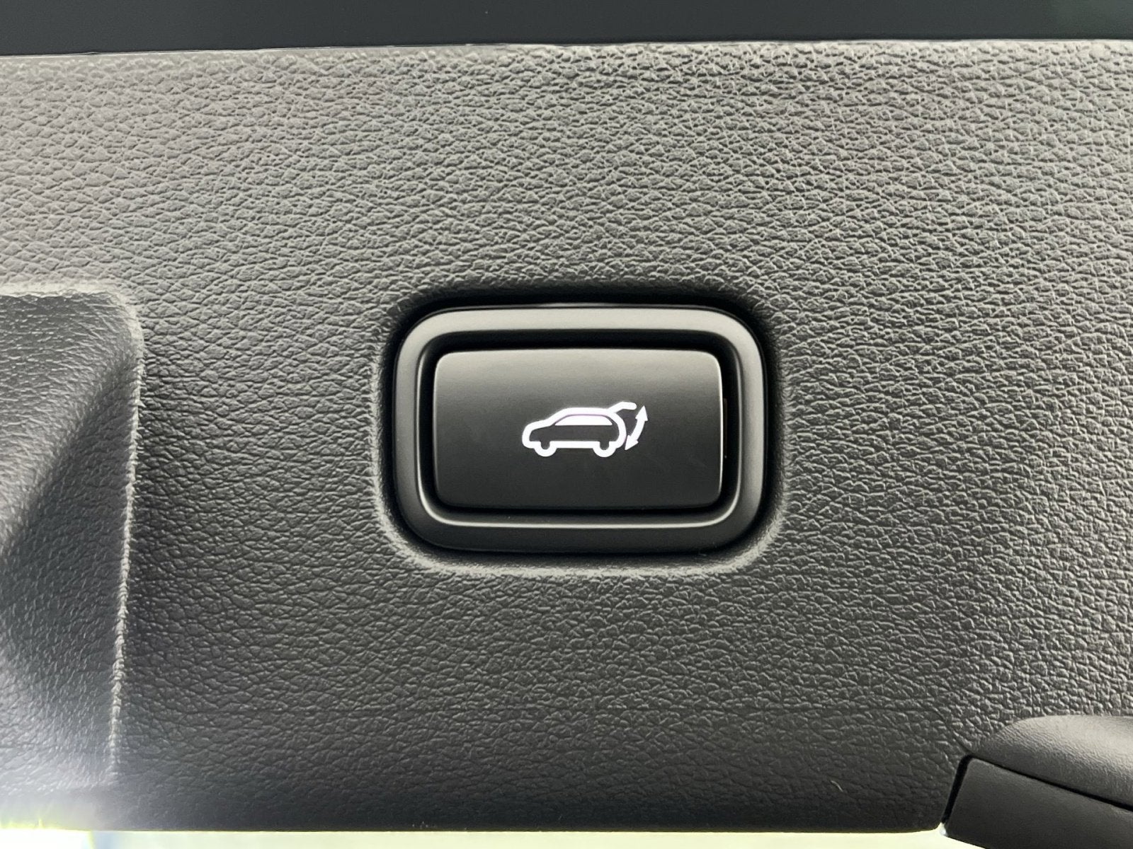 2026 Kia Sportage Plug-In Hybrid X-Line