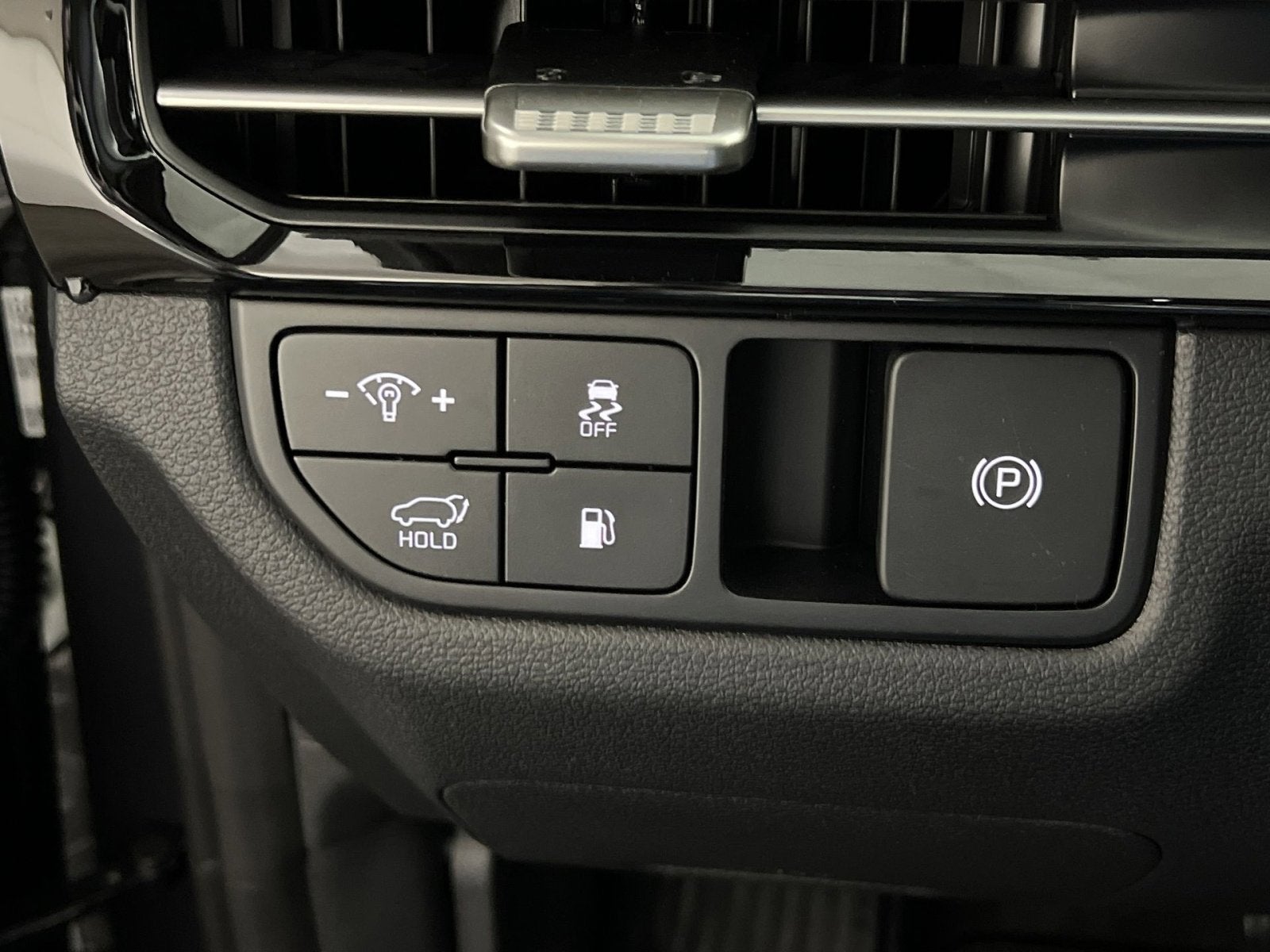 2026 Kia Sportage Plug-In Hybrid X-Line