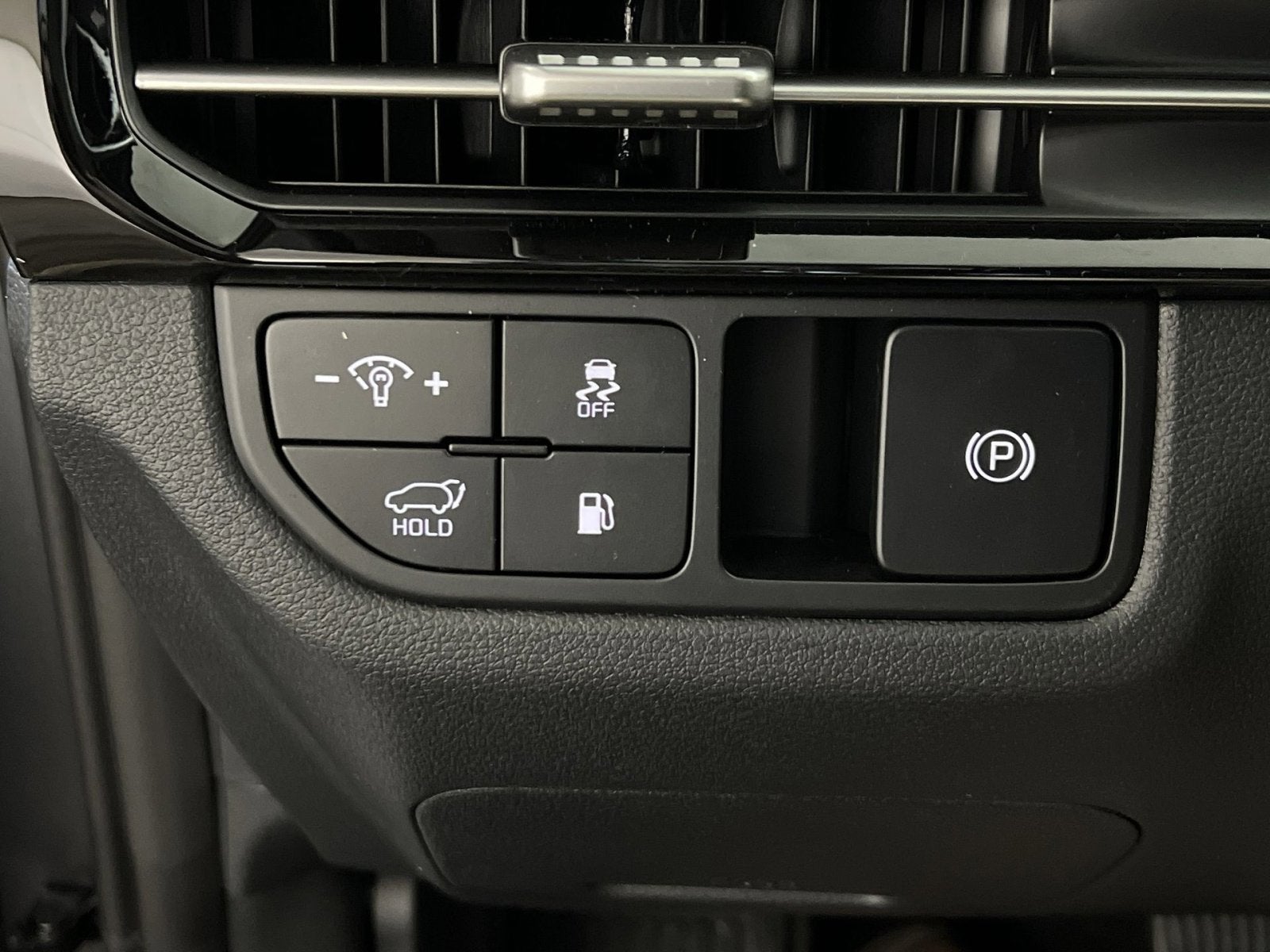 2026 Kia Sportage Plug-In Hybrid X-Line