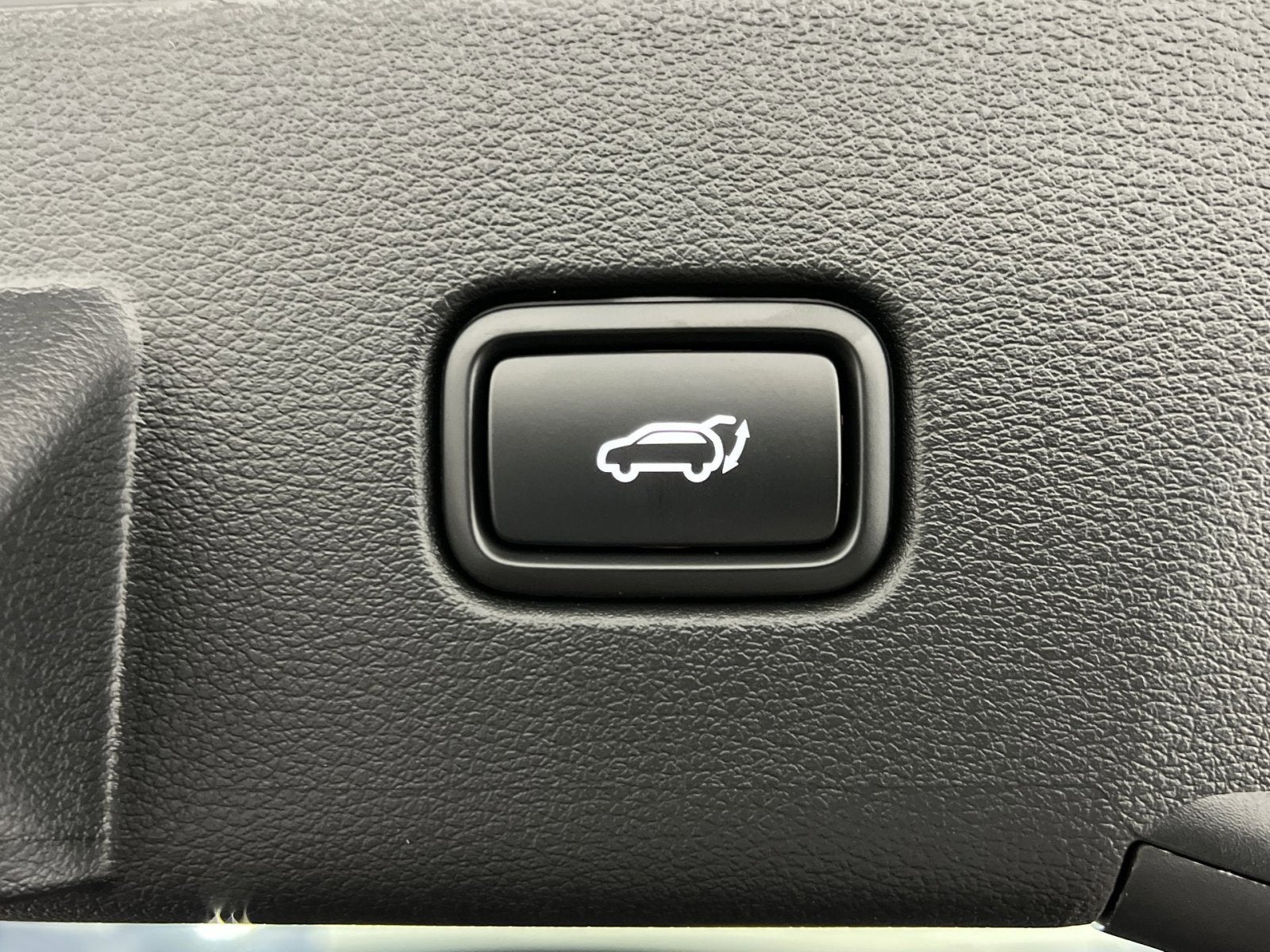 2026 Kia Sportage Plug-In Hybrid X-Line