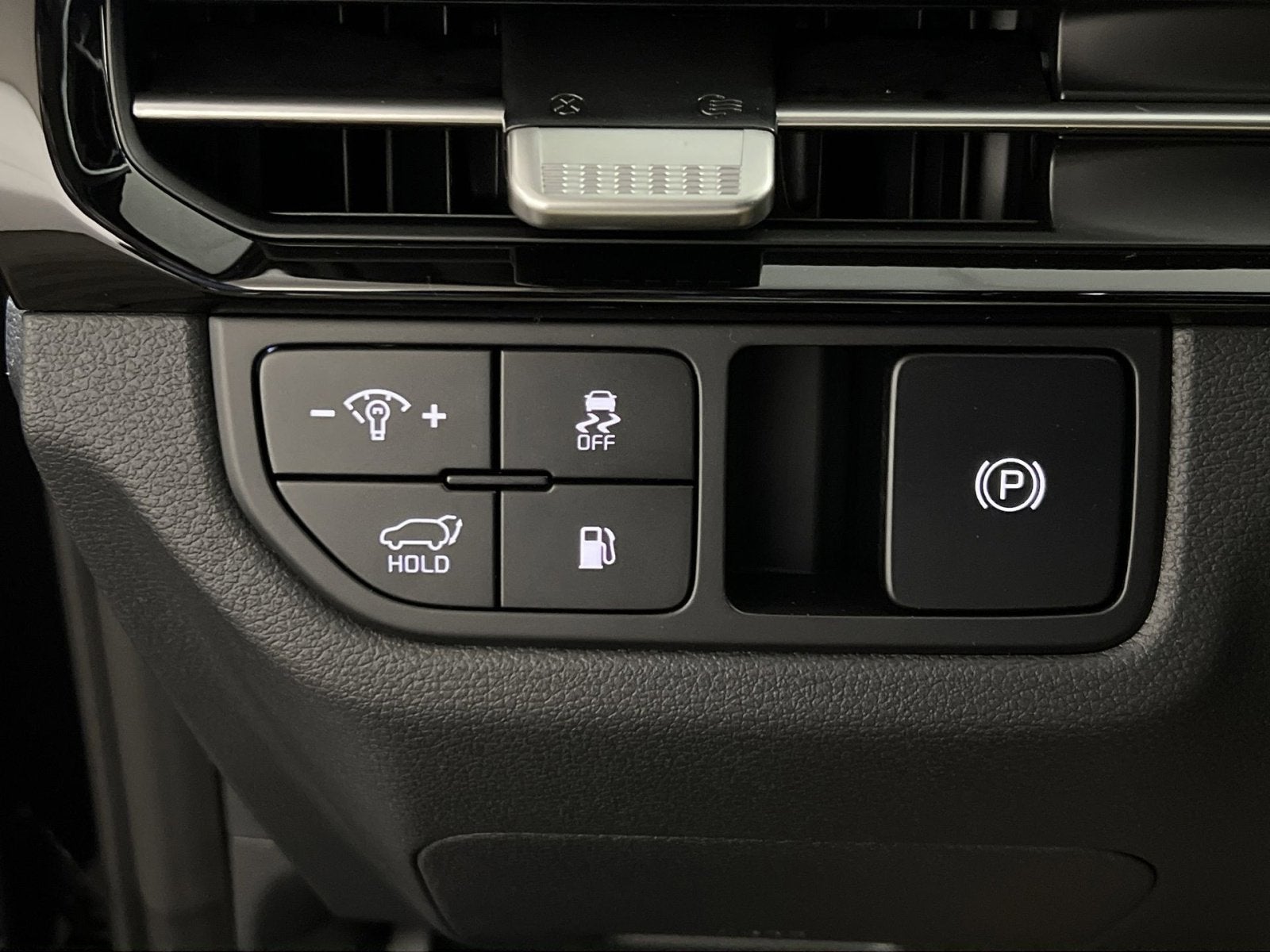 2026 Kia Sportage Plug-In Hybrid X-Line