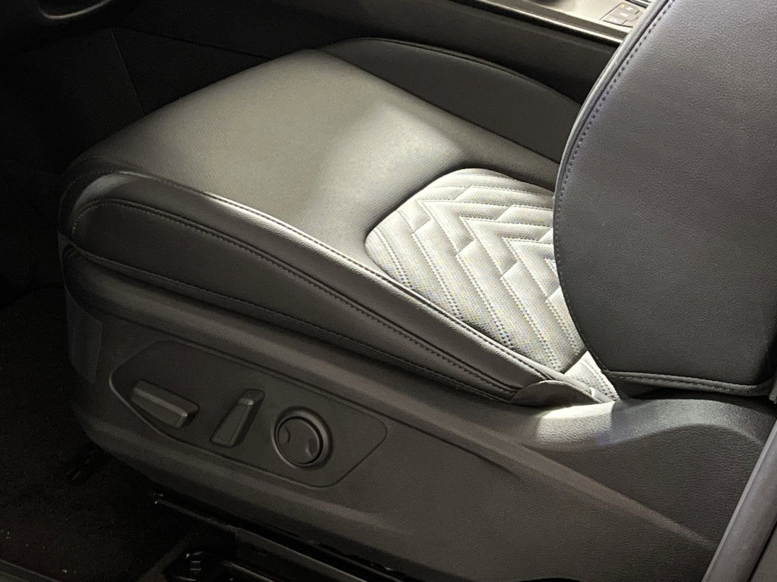 2026 Kia Sportage Plug-In Hybrid X-Line