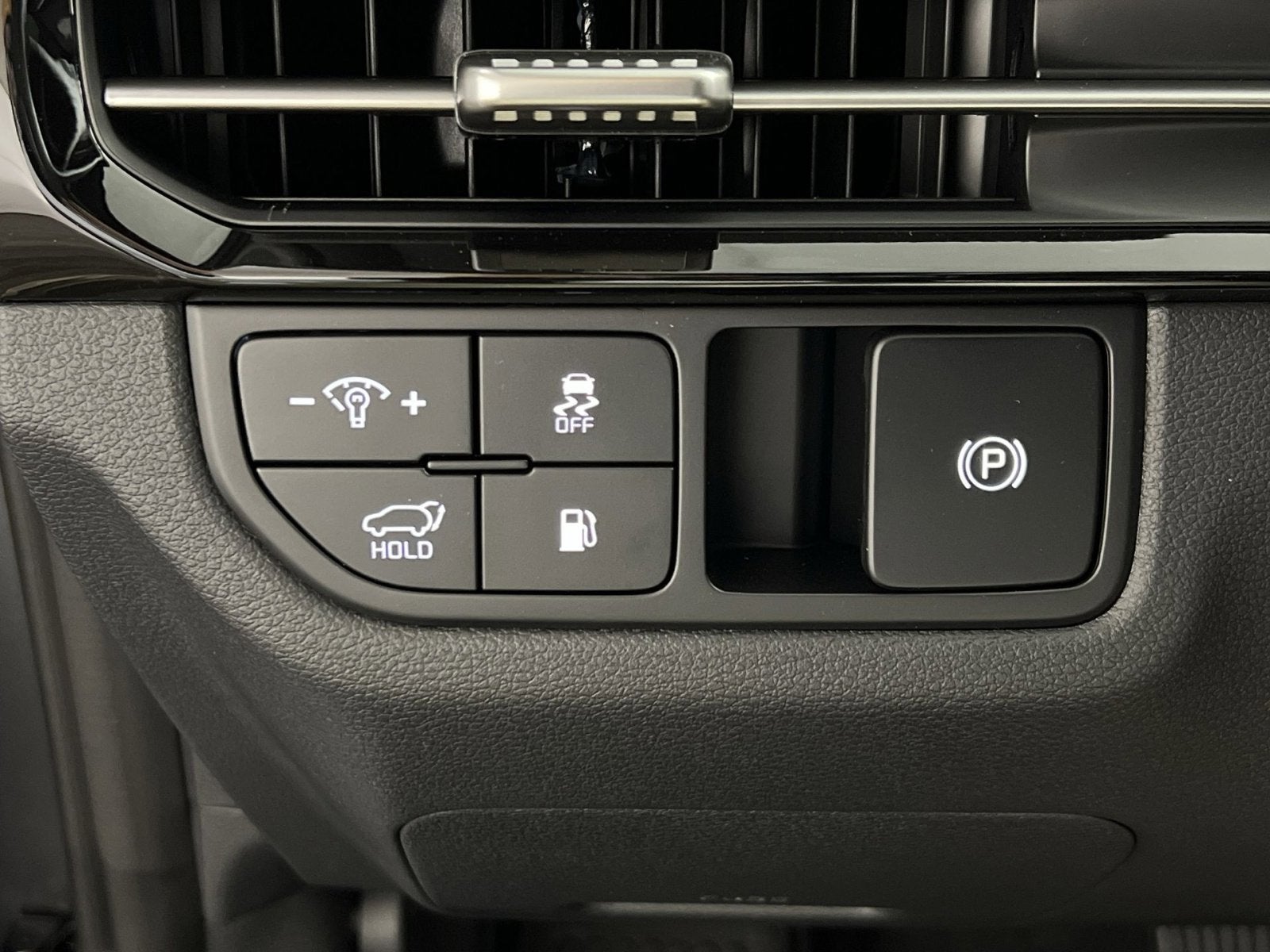 2026 Kia Sportage Plug-In Hybrid X-Line