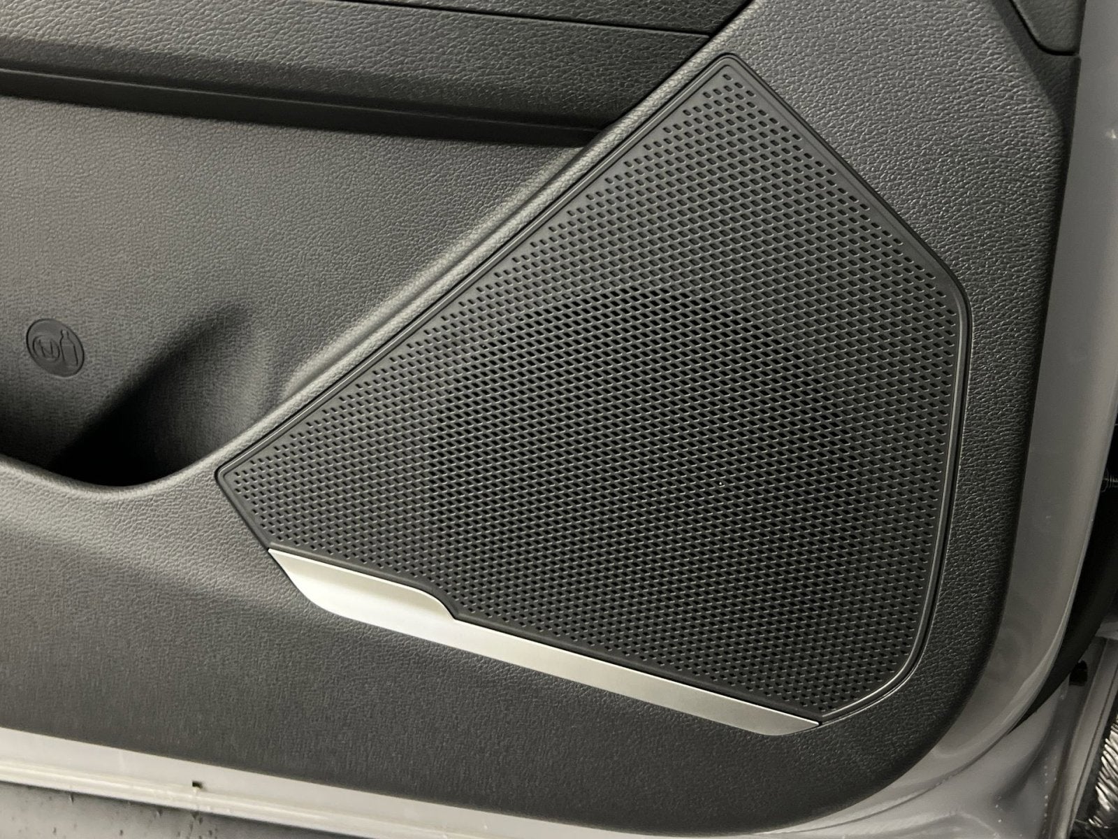 2026 Kia Sportage Plug-In Hybrid X-Line